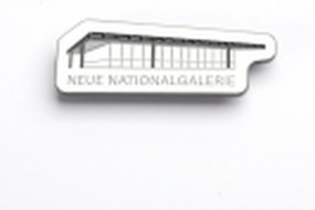 Pin Badge, white "Neue nationalgalerie"
